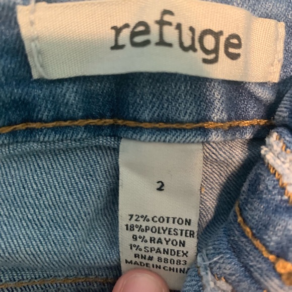 jean shorts - Picture 3 of 3